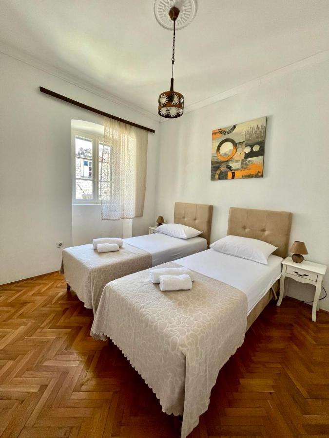 Old Town Heart Apartment Котор Екстериор снимка