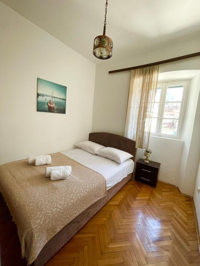 Old Town Heart Apartment Котор Екстериор снимка